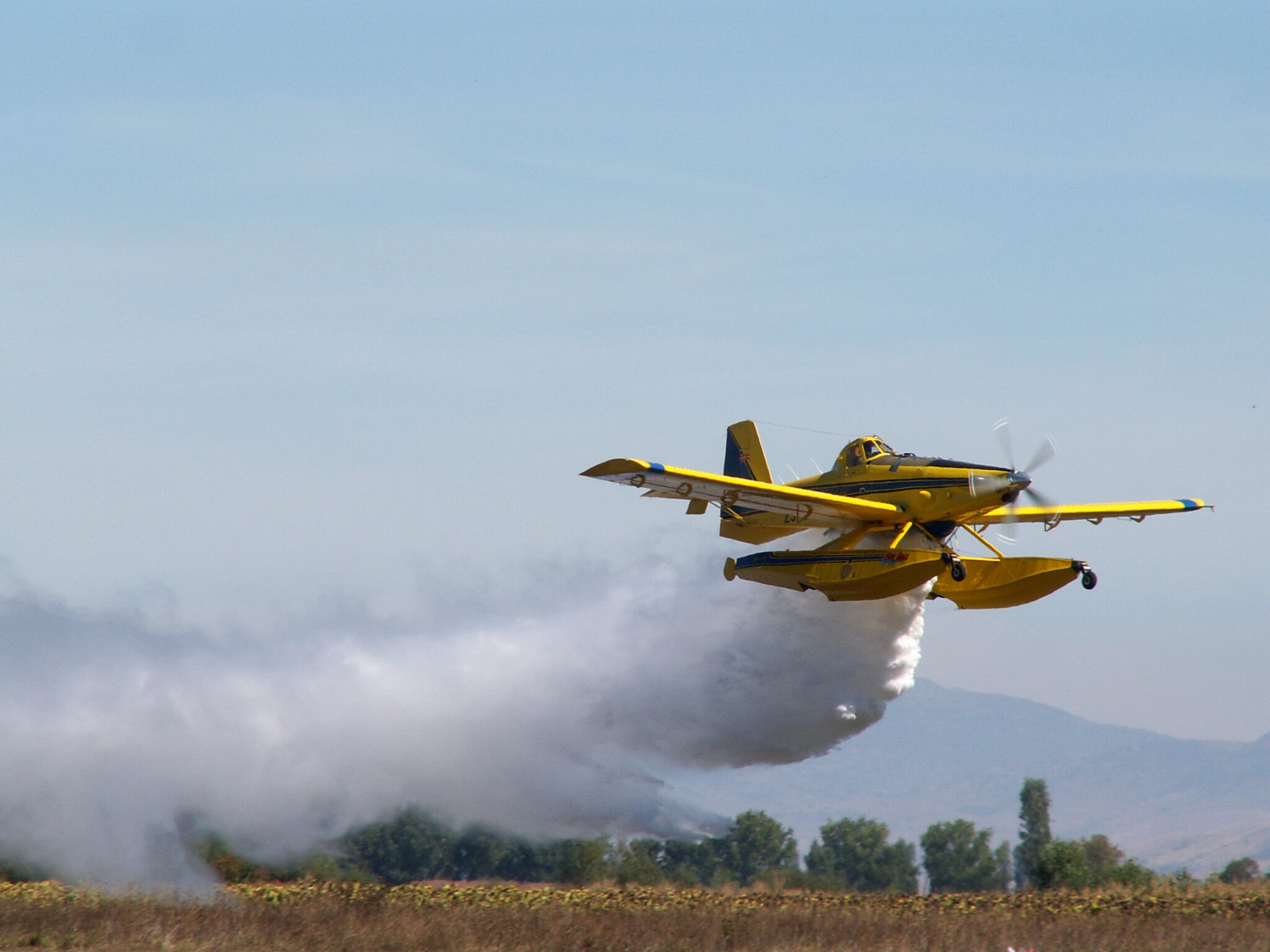 entrol delivers an Air Tractor AT802 simulator to Aquarius Aerial ...